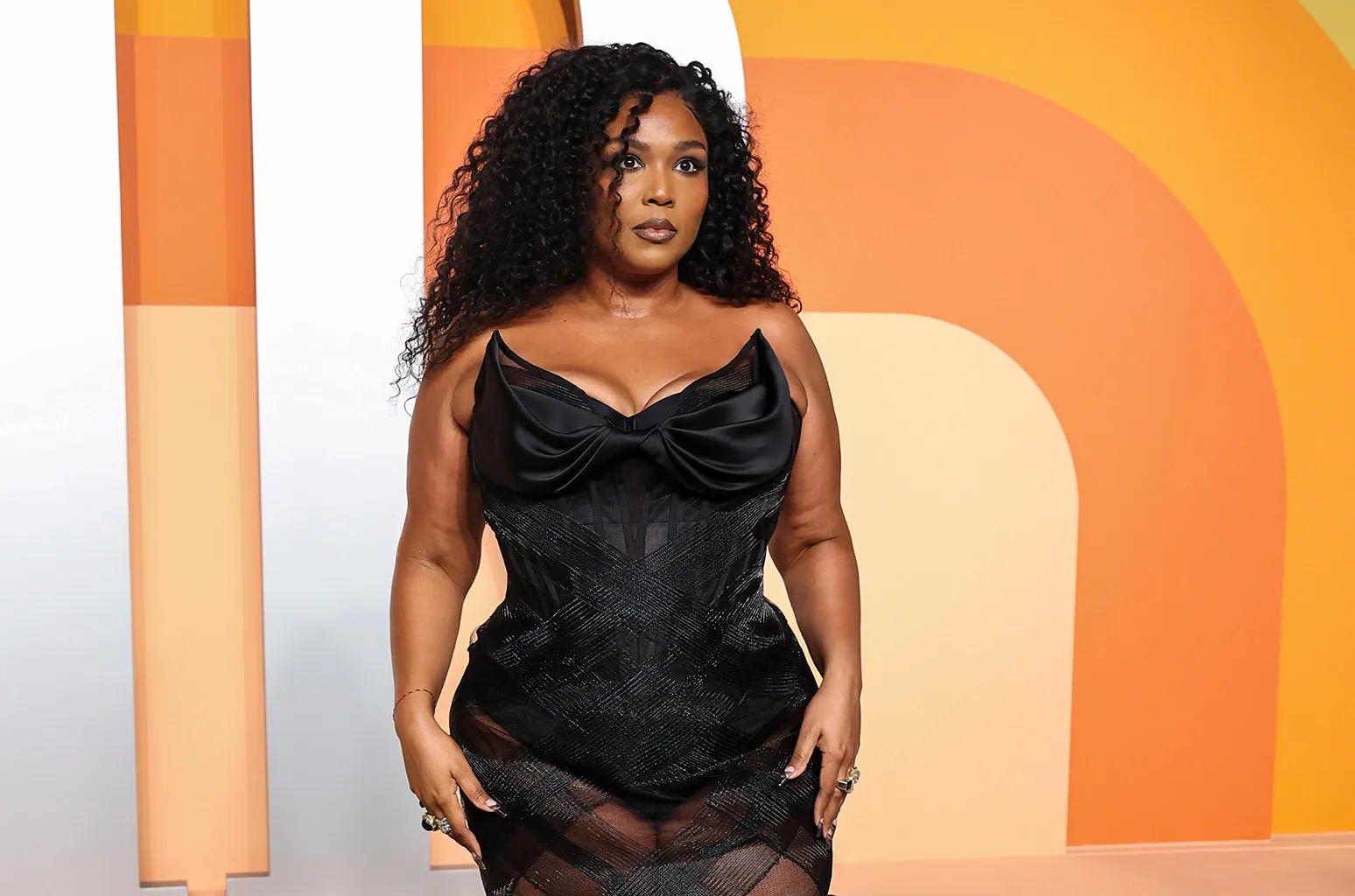 The Algorithmic Iron Curtain: How Lizzo is Fighting the Invisible Code (And Winning Anyway)